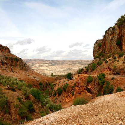 rent a car in morocco to make the road trip between fez and oujda